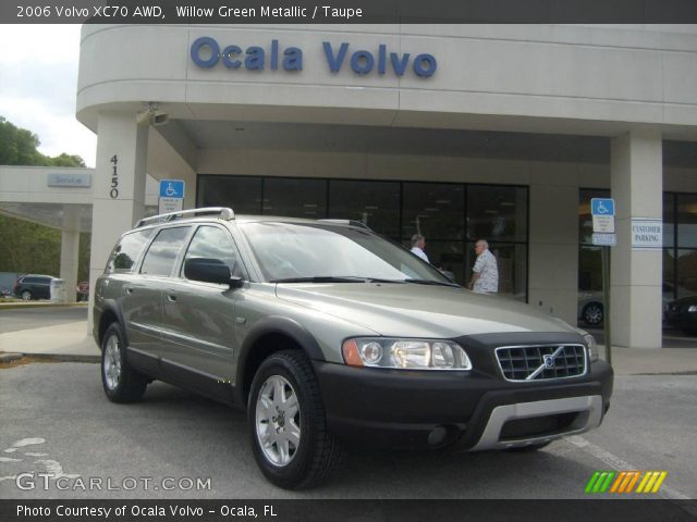 2006 Volvo XC70 AWD in Willow Green Metallic