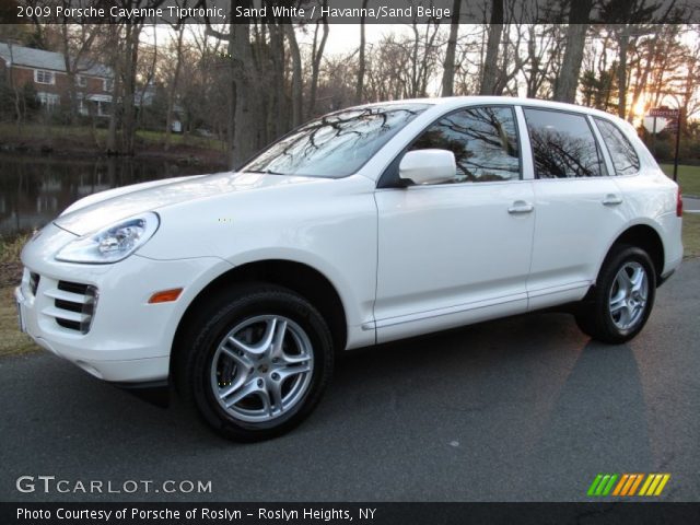 2009 Porsche Cayenne Tiptronic in Sand White