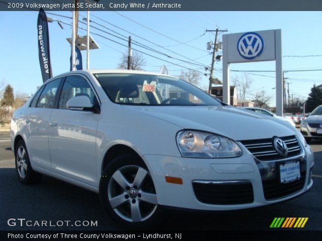 2009 Volkswagen Jetta SE Sedan in Candy White