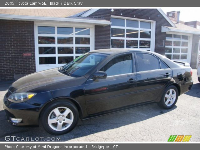 2005 Toyota Camry SE in Black