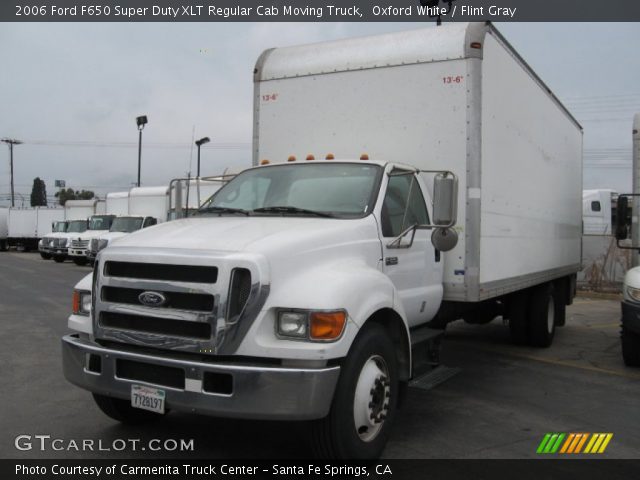 2006 Ford F650 Super Duty XLT Regular Cab Moving Truck in Oxford White