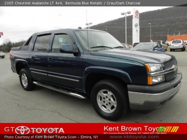 2005 Chevrolet Avalanche LT 4x4 in Bermuda Blue Metallic