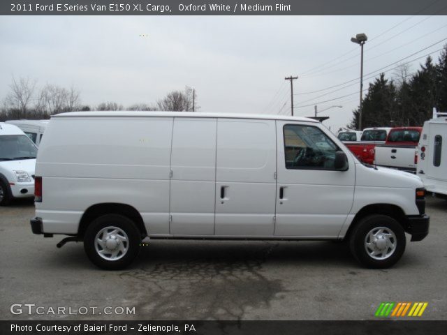 2011 Ford E Series Van E150 XL Cargo in Oxford White