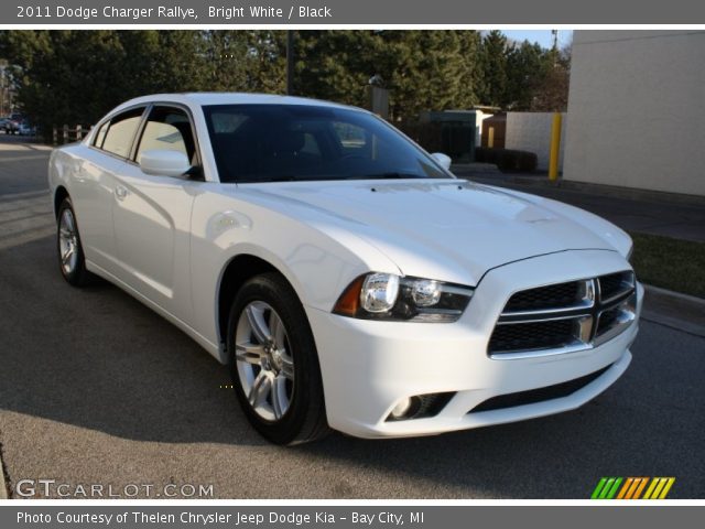 2011 Dodge Charger Rallye in Bright White