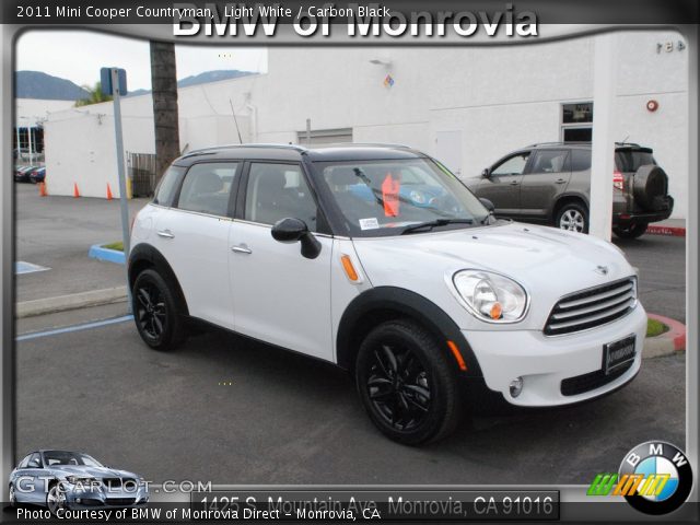 2011 Mini Cooper Countryman in Light White