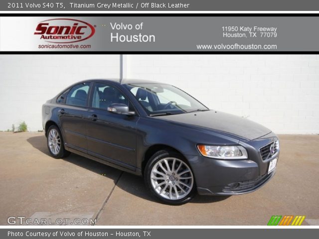 2011 Volvo S40 T5 in Titanium Grey Metallic