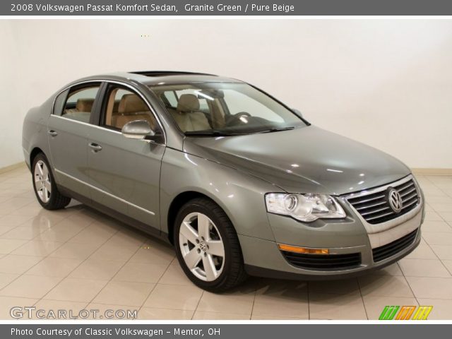 2008 Volkswagen Passat Komfort Sedan in Granite Green