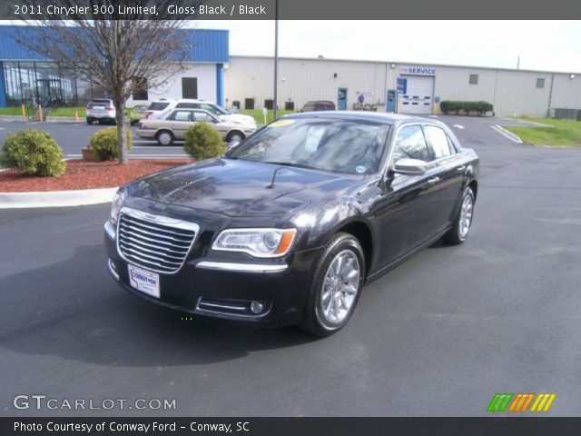 2011 Chrysler 300 Limited in Gloss Black