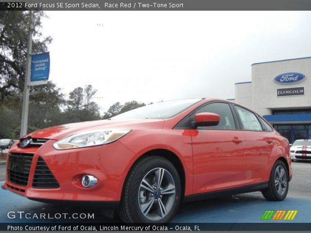 2012 Ford Focus SE Sport Sedan in Race Red