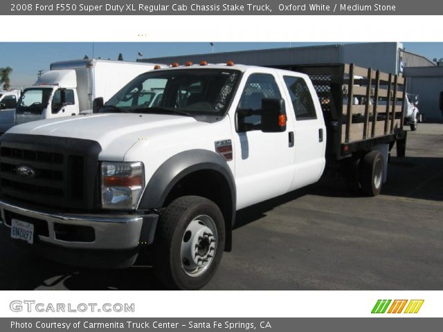 2008 Ford F550 Super Duty XL Regular Cab Chassis Stake Truck in Oxford White