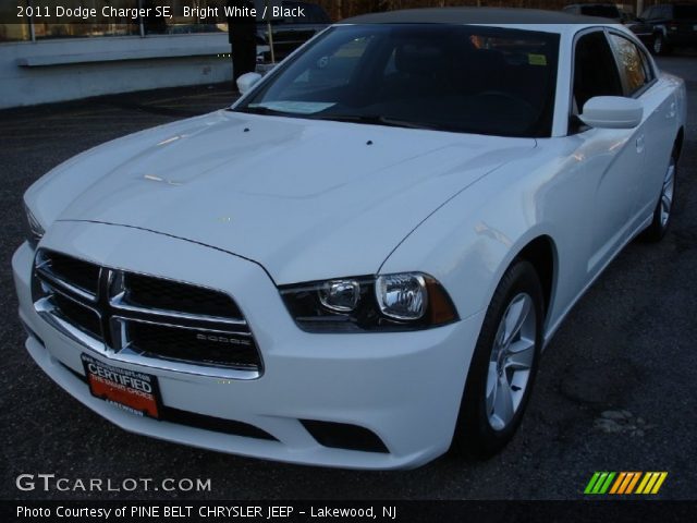 2011 Dodge Charger SE in Bright White