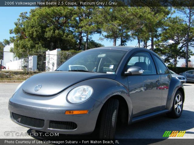 2006 Volkswagen New Beetle 2.5 Coupe in Platinum Grey