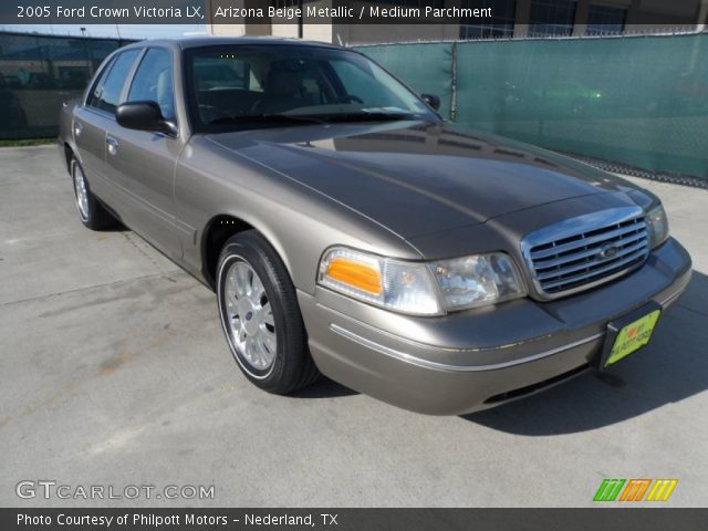 2005 Ford Crown Victoria LX in Arizona Beige Metallic