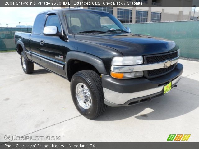 2001 Chevrolet Silverado 2500HD LT Extended Cab in Onyx Black