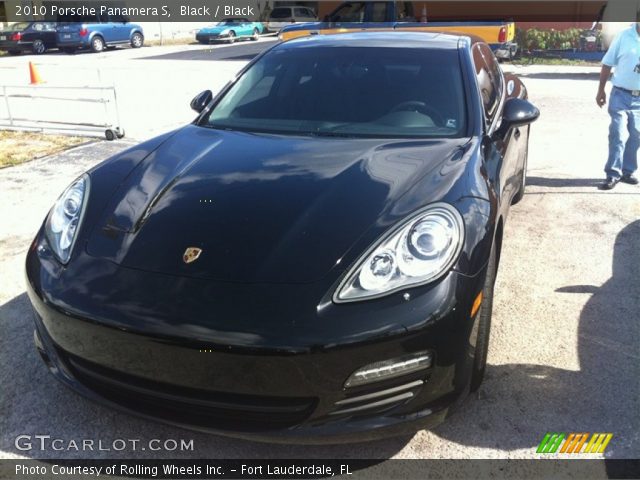 2010 Porsche Panamera S in Black