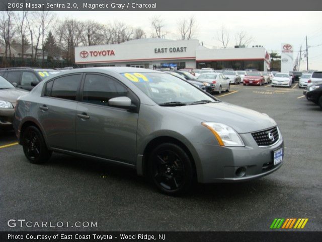 2009 Nissan Sentra 2.0 in Magnetic Gray