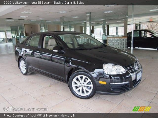 2010 Volkswagen Jetta SE Sedan in Black