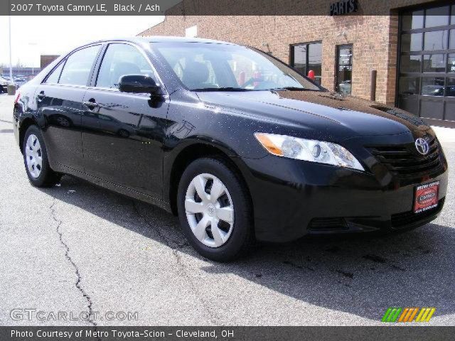 2007 Toyota Camry LE in Black