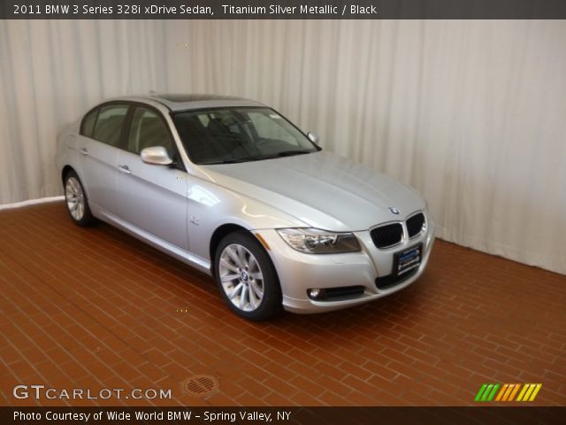 2011 BMW 3 Series 328i xDrive Sedan in Titanium Silver Metallic