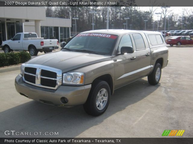 2007 Dodge Dakota SLT Quad Cab in Light Khaki Metallic