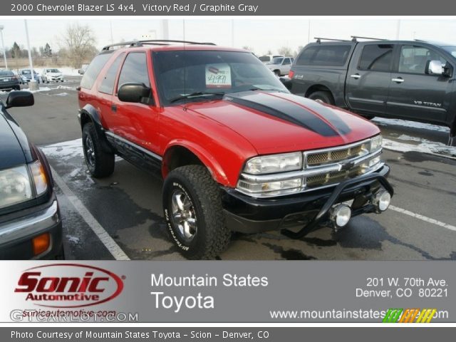 2000 Chevrolet Blazer LS 4x4 in Victory Red