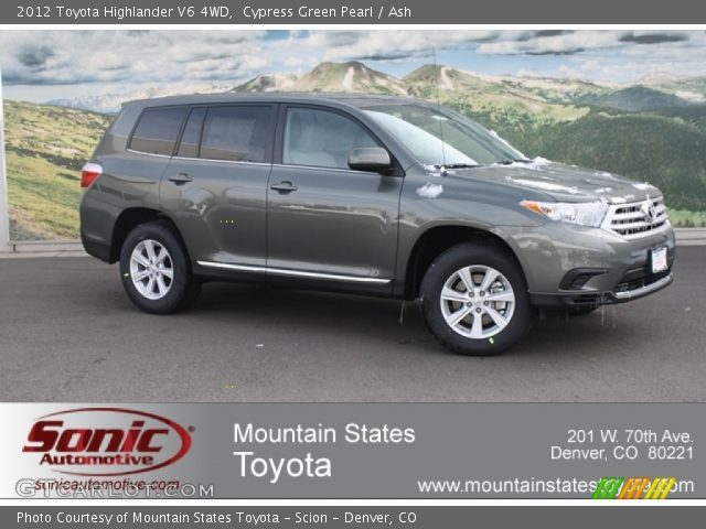 2012 Toyota Highlander V6 4WD in Cypress Green Pearl