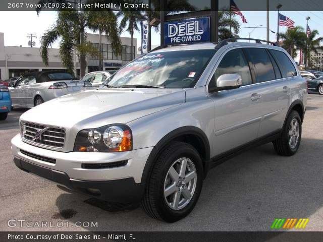 2007 Volvo XC90 3.2 in Silver Metallic