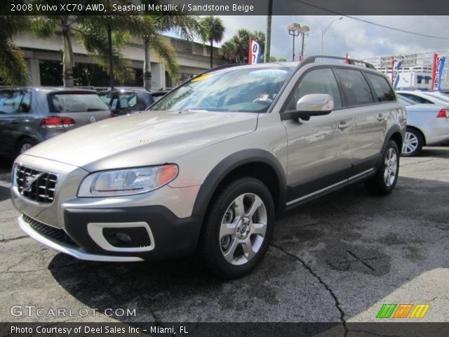 2008 Volvo XC70 AWD in Seashell Metallic