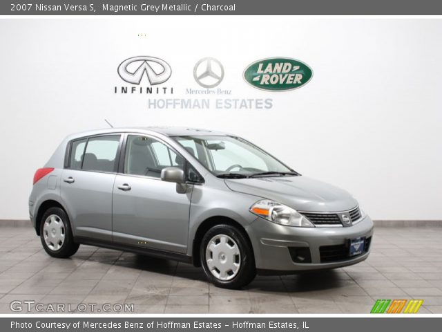 2007 Nissan Versa S in Magnetic Grey Metallic