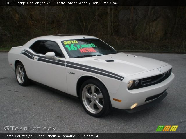 2010 Dodge Challenger R/T Classic in Stone White