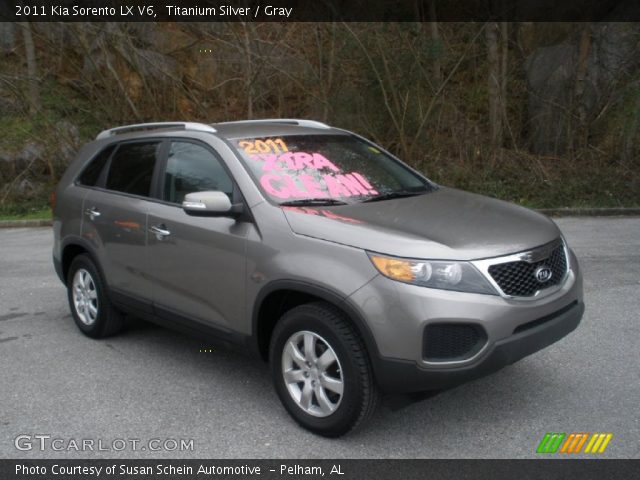 2011 Kia Sorento LX V6 in Titanium Silver