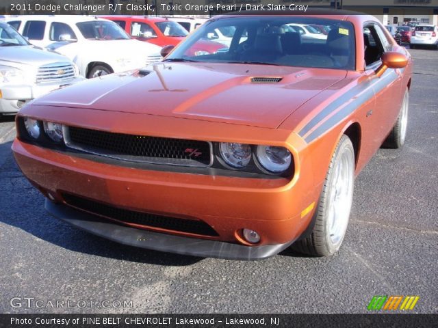 2011 Dodge Challenger R/T Classic in Toxic Orange Pearl
