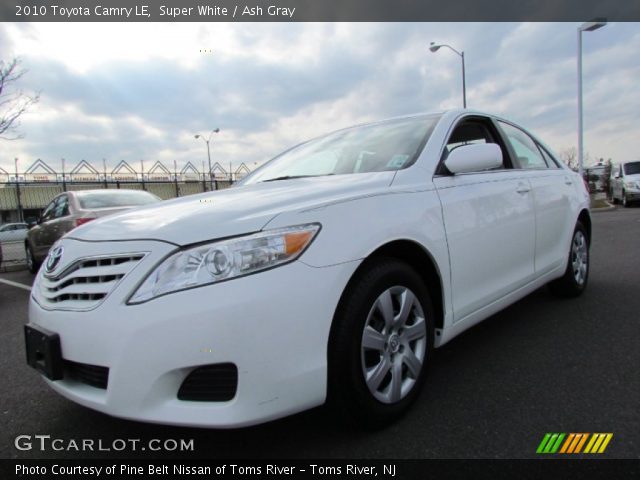 2010 Toyota Camry LE in Super White