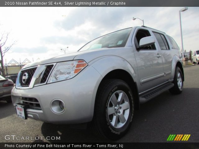 2010 Nissan Pathfinder SE 4x4 in Silver Lightning Metallic