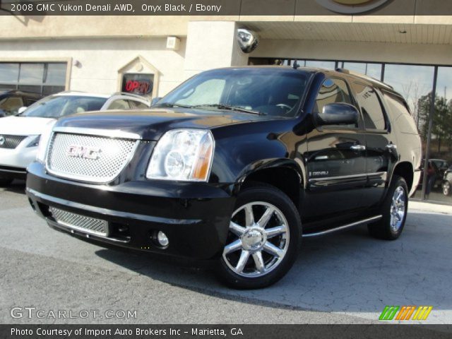 2008 GMC Yukon Denali AWD in Onyx Black