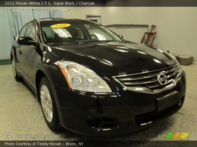 2011 Nissan Altima 2.5 S in Super Black