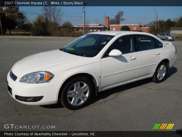 2007 Chevrolet Impala LT in White