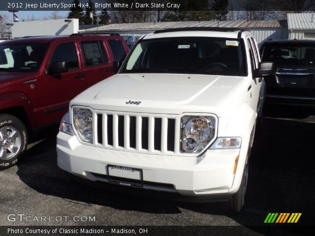 2012 Jeep Liberty Sport 4x4 in Bright White