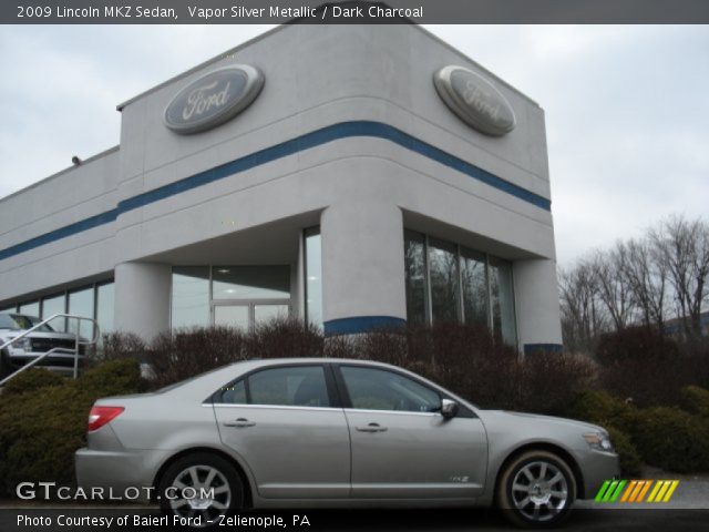 2009 Lincoln MKZ Sedan in Vapor Silver Metallic