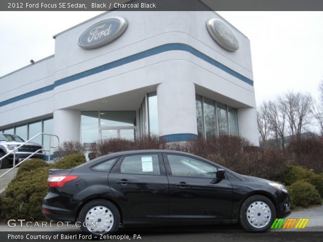 2012 Ford Focus SE Sedan in Black