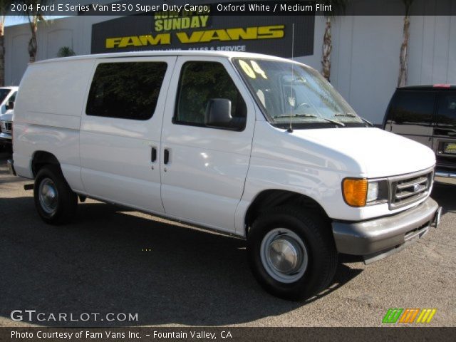 2004 Ford E Series Van E350 Super Duty Cargo in Oxford White