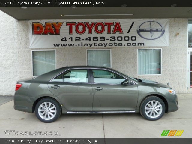 2012 Toyota Camry XLE V6 in Cypress Green Pearl