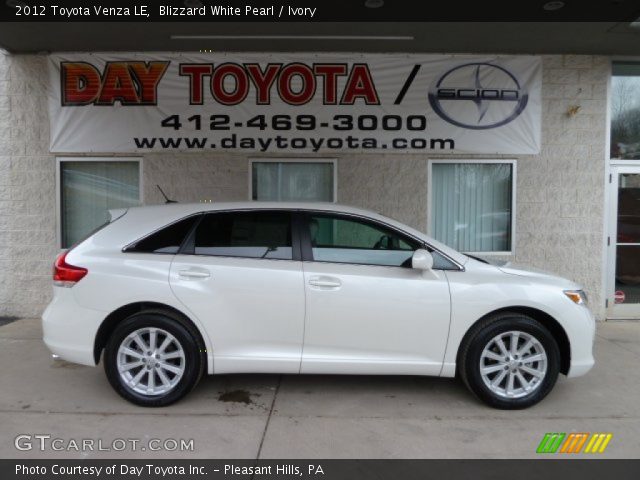 2012 Toyota Venza LE in Blizzard White Pearl