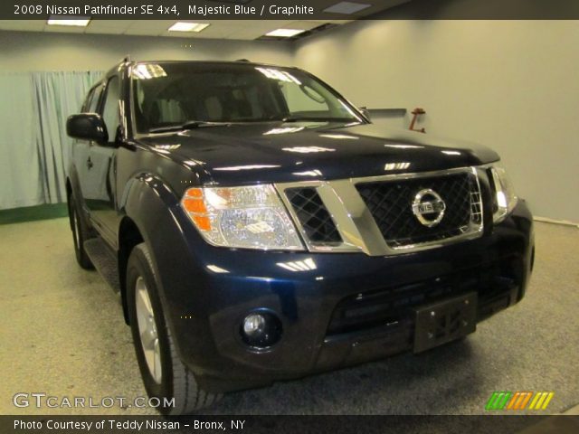 2008 Nissan Pathfinder SE 4x4 in Majestic Blue