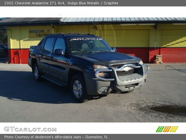 2002 Chevrolet Avalanche Z71 4x4 in Indigo Blue Metallic