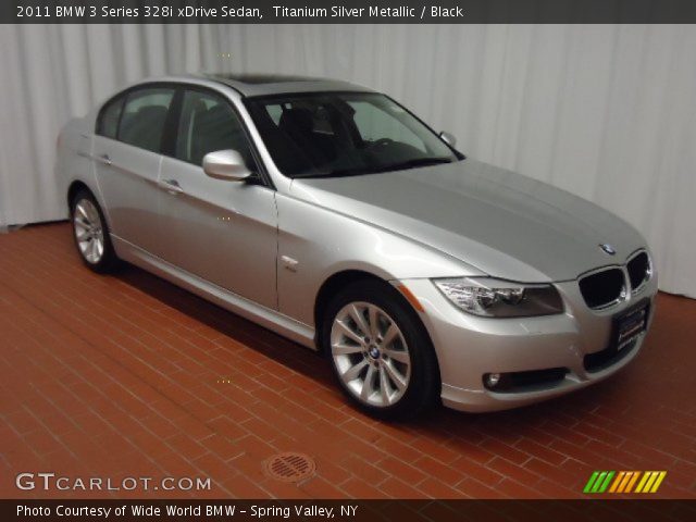 2011 BMW 3 Series 328i xDrive Sedan in Titanium Silver Metallic