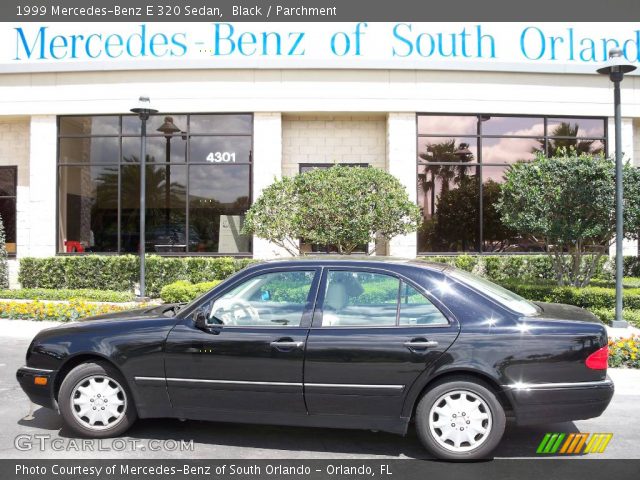 1999 Mercedes-Benz E 320 Sedan in Black