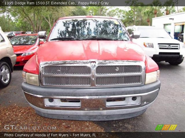 1995 Dodge Ram 1500 ST Extended Cab in Poppy Red