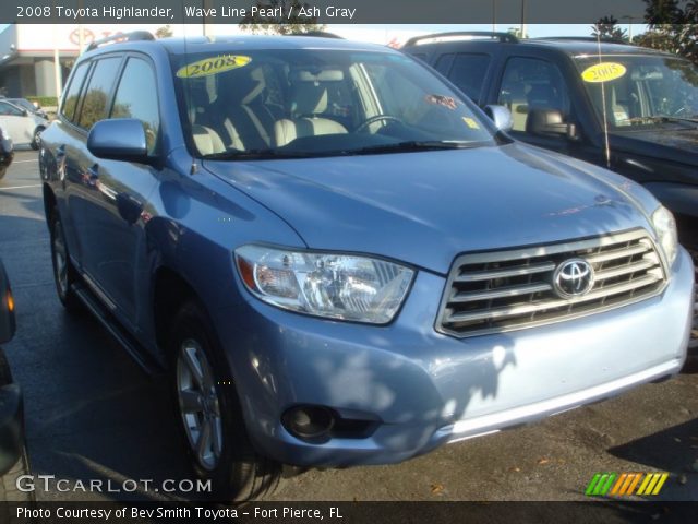 2008 Toyota Highlander  in Wave Line Pearl