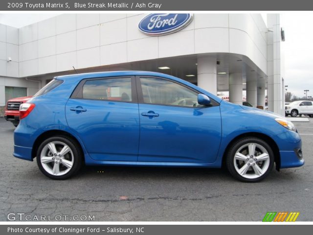 2009 Toyota Matrix S in Blue Streak Metallic